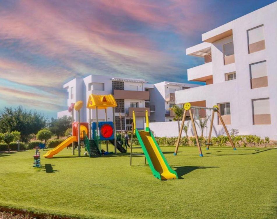Appartement Vue Sur Piscine Imi Ouaddar Taghazout Agadir n'Ait Sa Luaran gambar